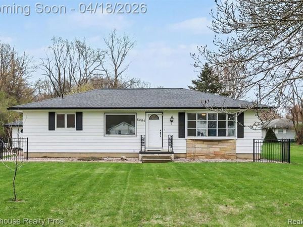 6405 King Road, Spring Arbor Twp, MI 49283