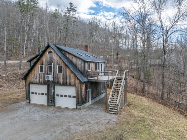 318 Hatchet Mountain Road, Hope, ME 04847