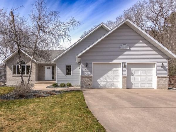 472 Glenwood Ct, Chippewa Falls, WI 54729