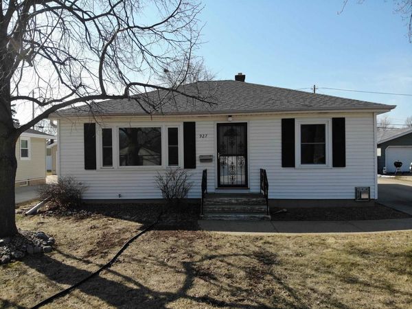927 SHERRY STREET, Neenah, WI 54956