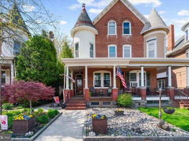 127 N READING AVENUE, BOYERTOWN, PA 19512