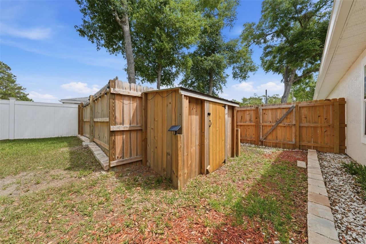 1160 NE 130th Terrace, Silver Springs, FL 34488 Photo