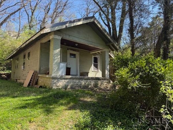 324 Purcell Avenue, Cincinnati, OH 45205