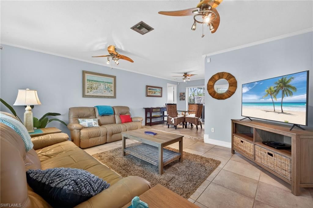 1305 SE 14th St, Cape Coral, FL 33990 Photo