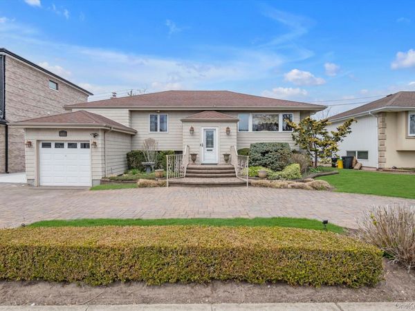 849 Flanders Drive , North Woodmere, NY 11581