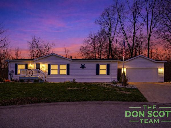 3461 Cloverfield Drive, Cedar Springs, MI 49319