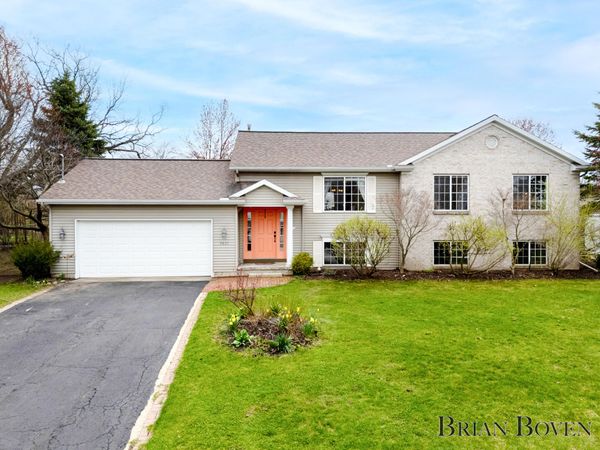 7631 Hessler Drive NE, Rockford, MI 49341