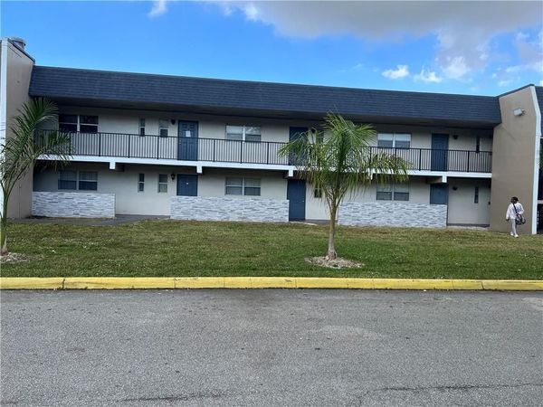 7925 S Colony Circle, Unit 107, Tamarac, FL 33321