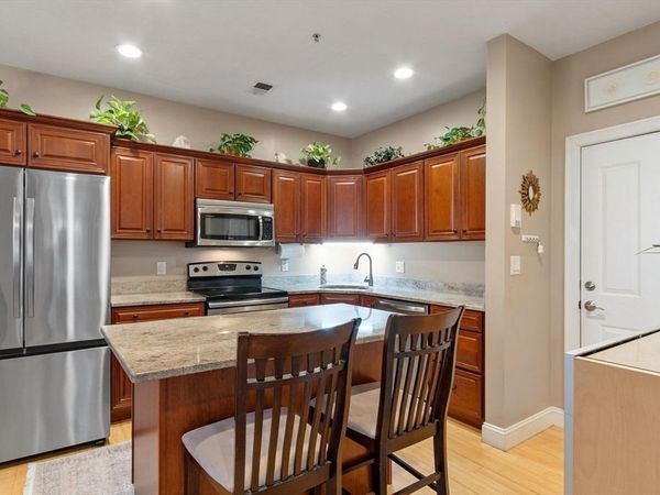 32 Rockway Ave, Unit 4-C, Weymouth, MA 02188