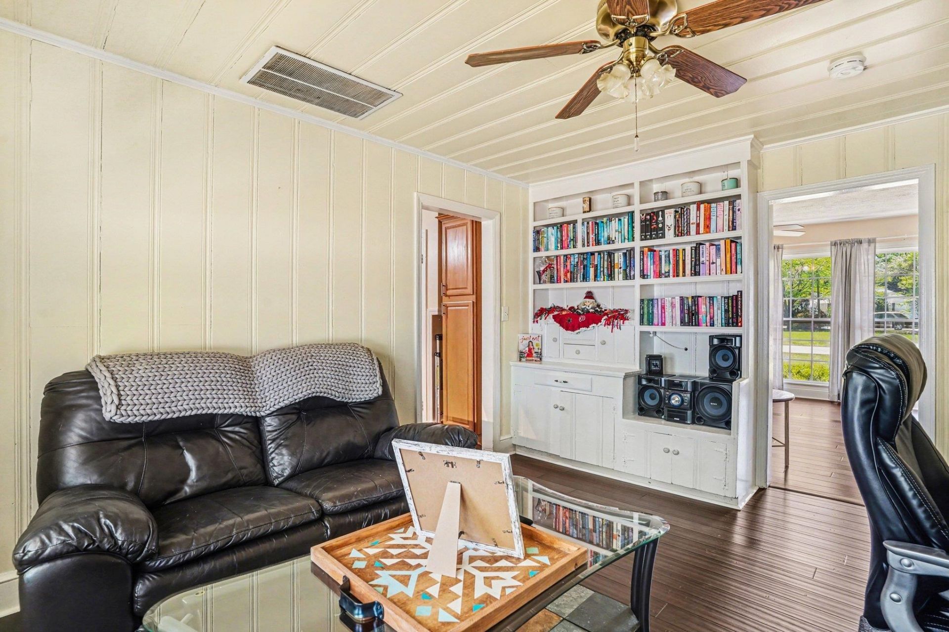 4375 Thomas St. Photo 16