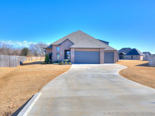 17827 S 48th East Avenue , Bixby, OK 74008