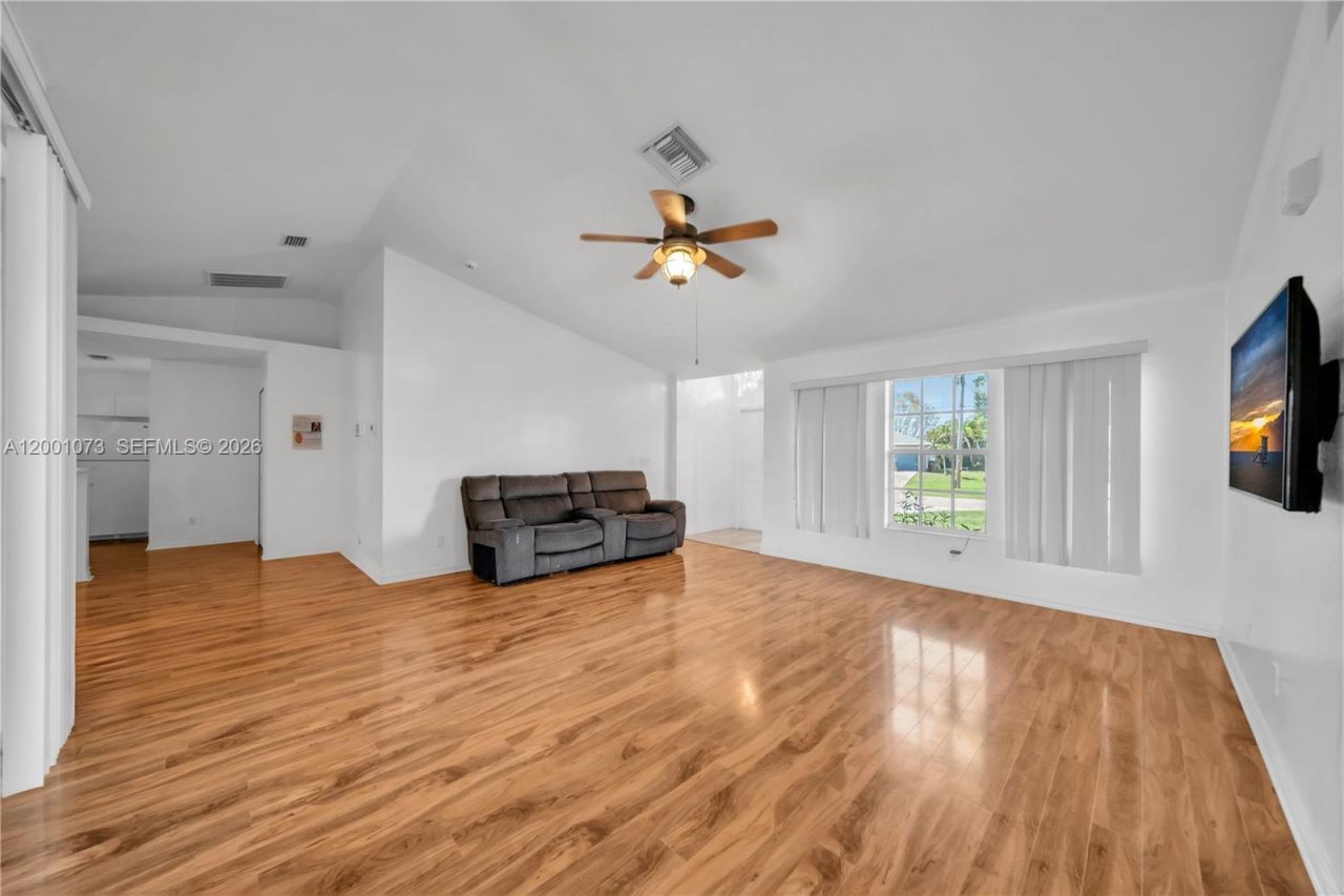 2840 NW 2nd Terrace, Cape Coral, FL 33993 Photo