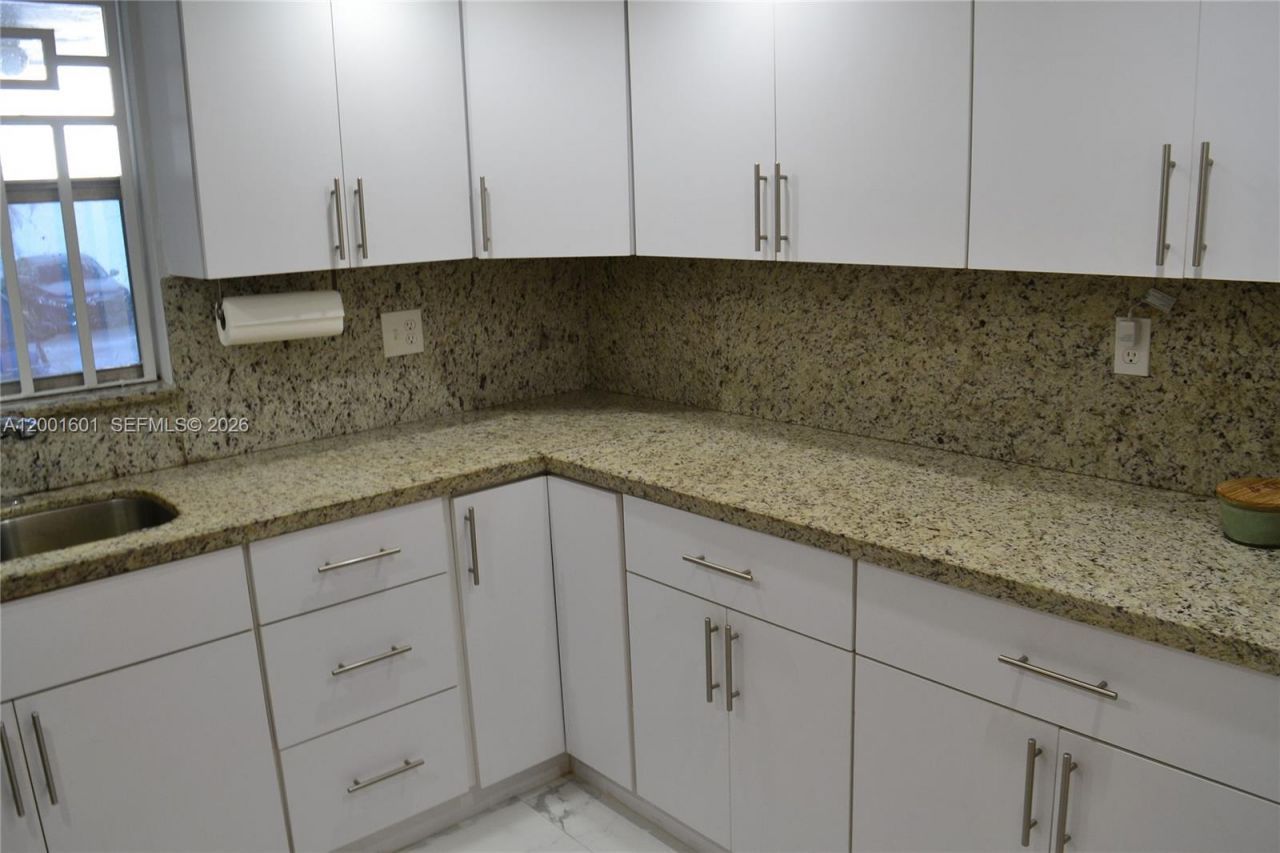 220 NW 87th Ave, Unit K110, Miami, FL 33172 Photo