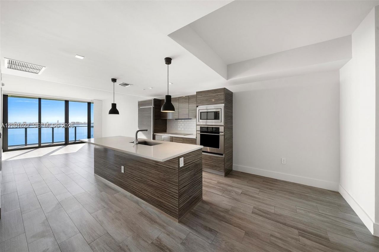 460 NE 28th St, Unit 2707, Miami, FL 33137 Photo