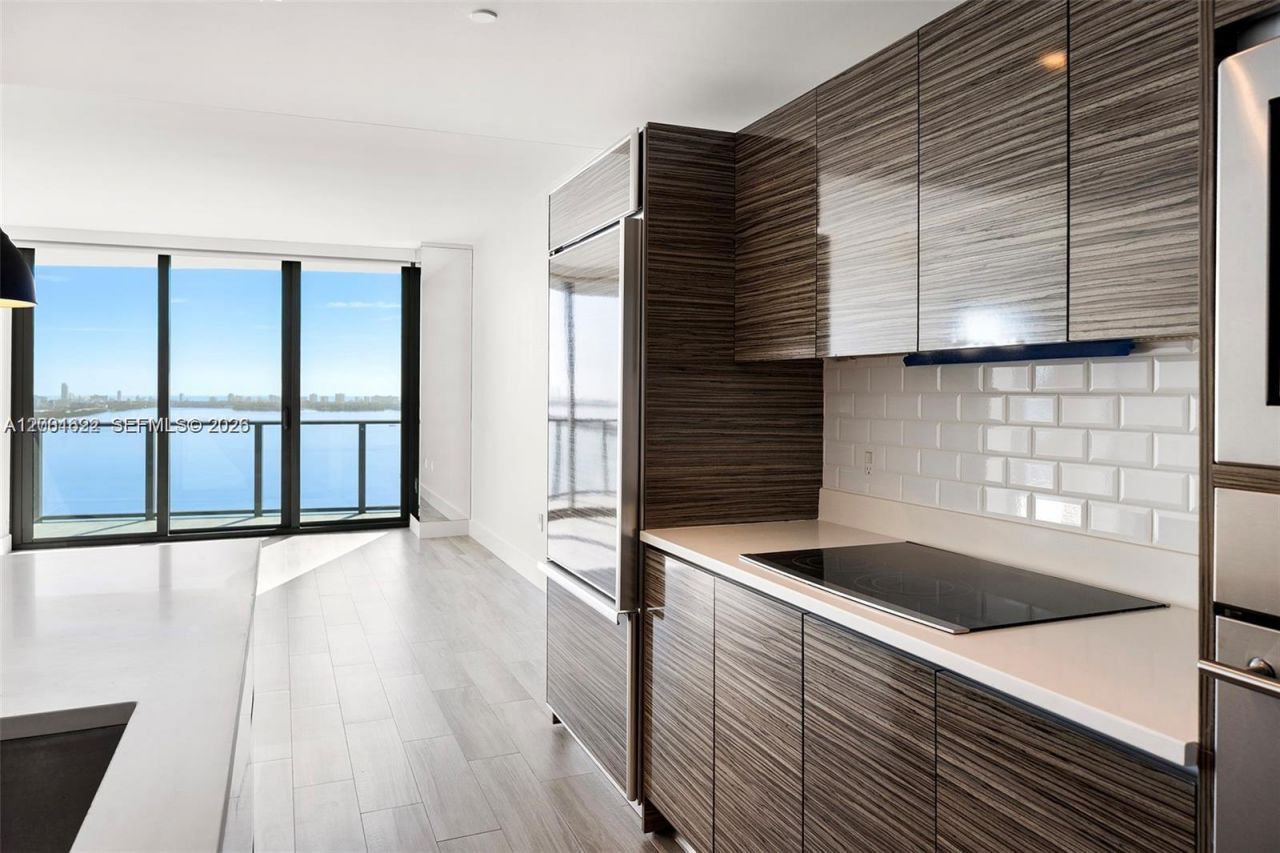 460 NE 28th St, Unit 2707, Miami, FL 33137 Photo