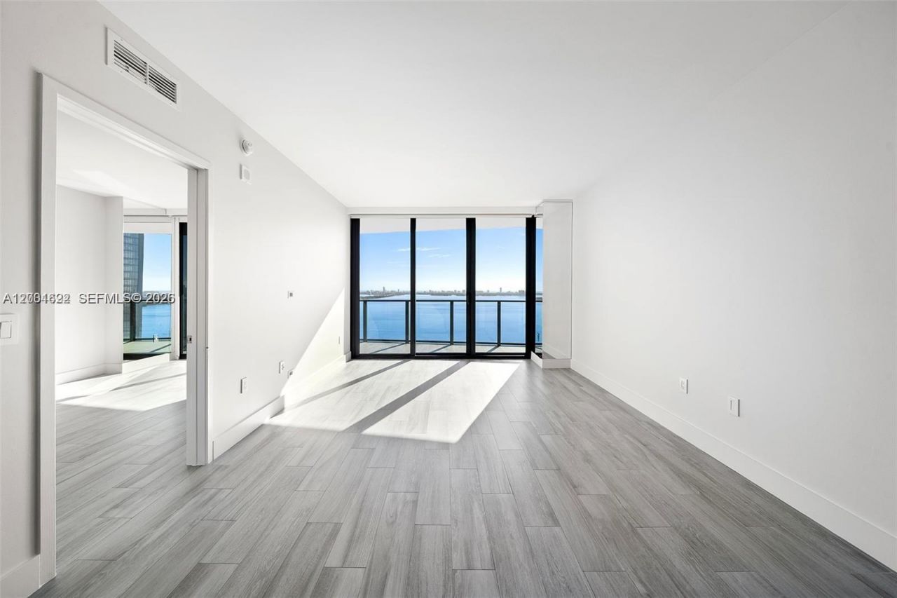 460 NE 28th St, Unit 2707, Miami, FL 33137 Photo