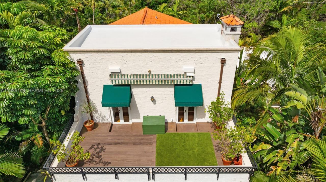 3685 Royal Palm Ave, Miami, FL 33133 Photo