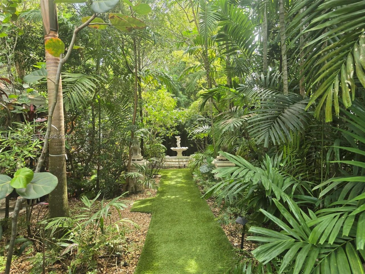 3685 Royal Palm Ave, Miami, FL 33133 Photo