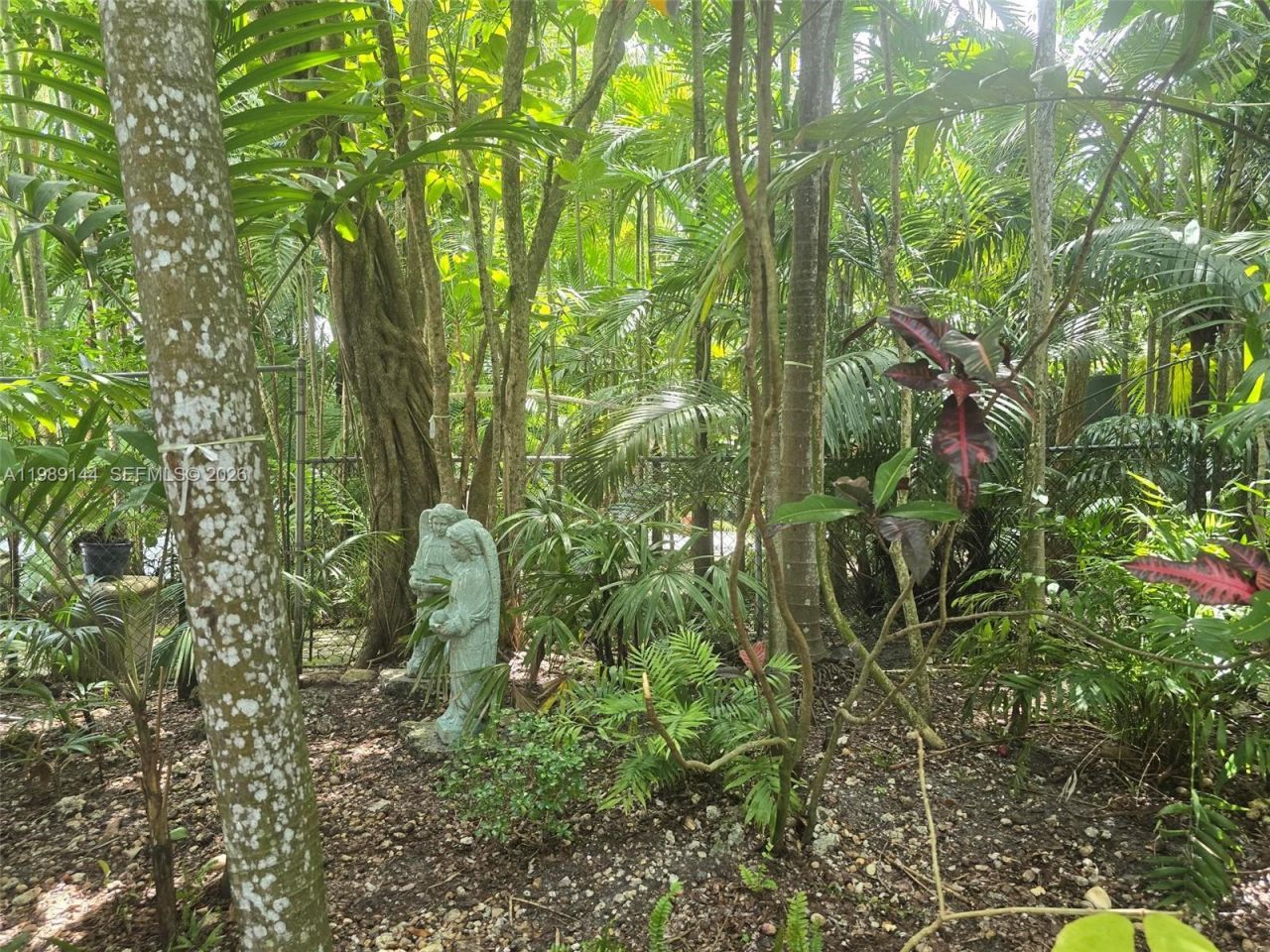 3685 Royal Palm Ave, Miami, FL 33133 Photo