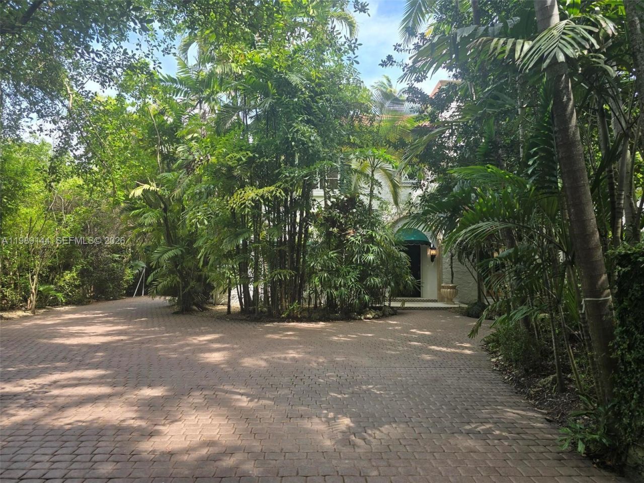 3685 Royal Palm Ave, Miami, FL 33133 Photo