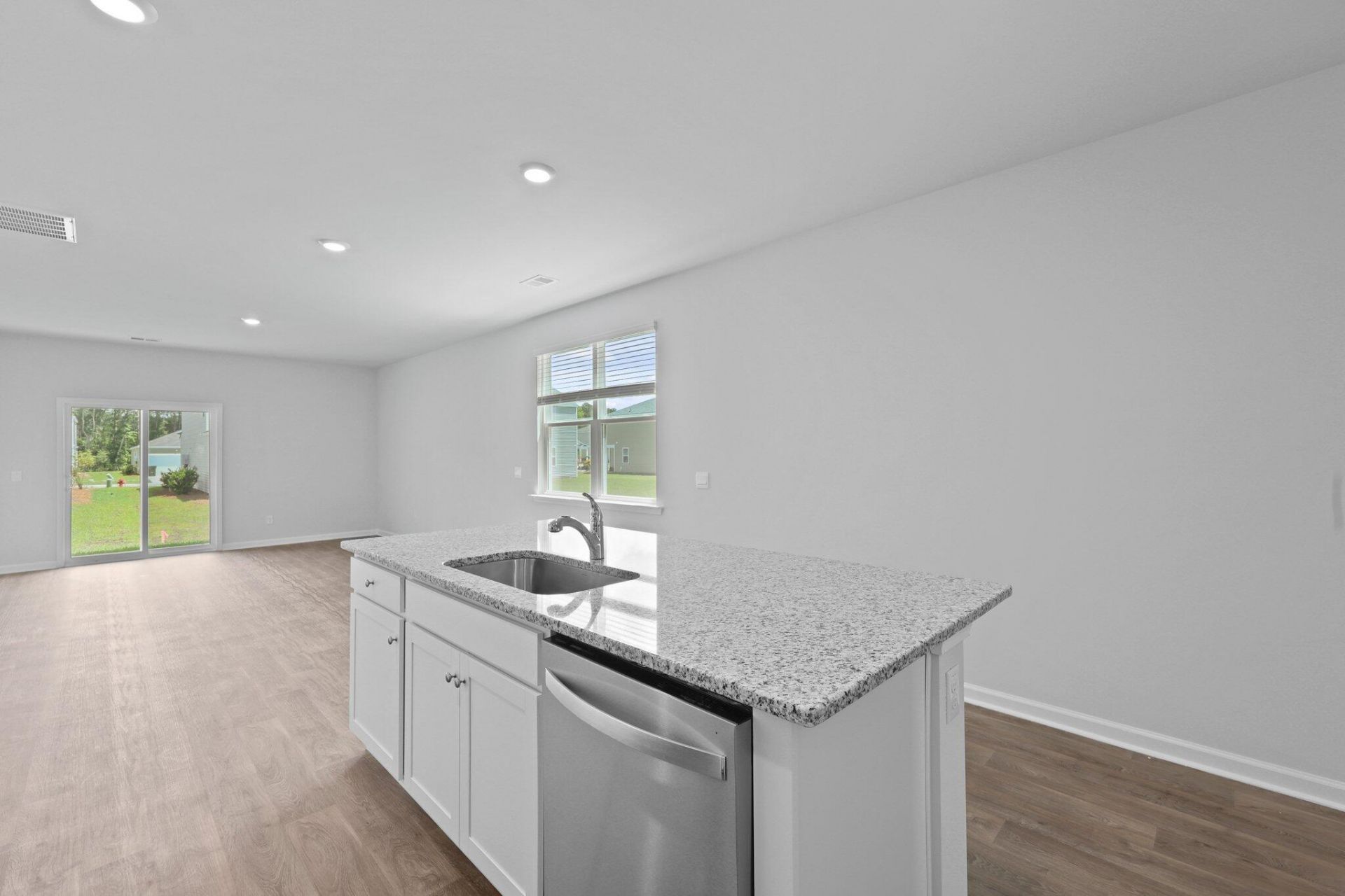 425 Broad Elm Way Photo 18