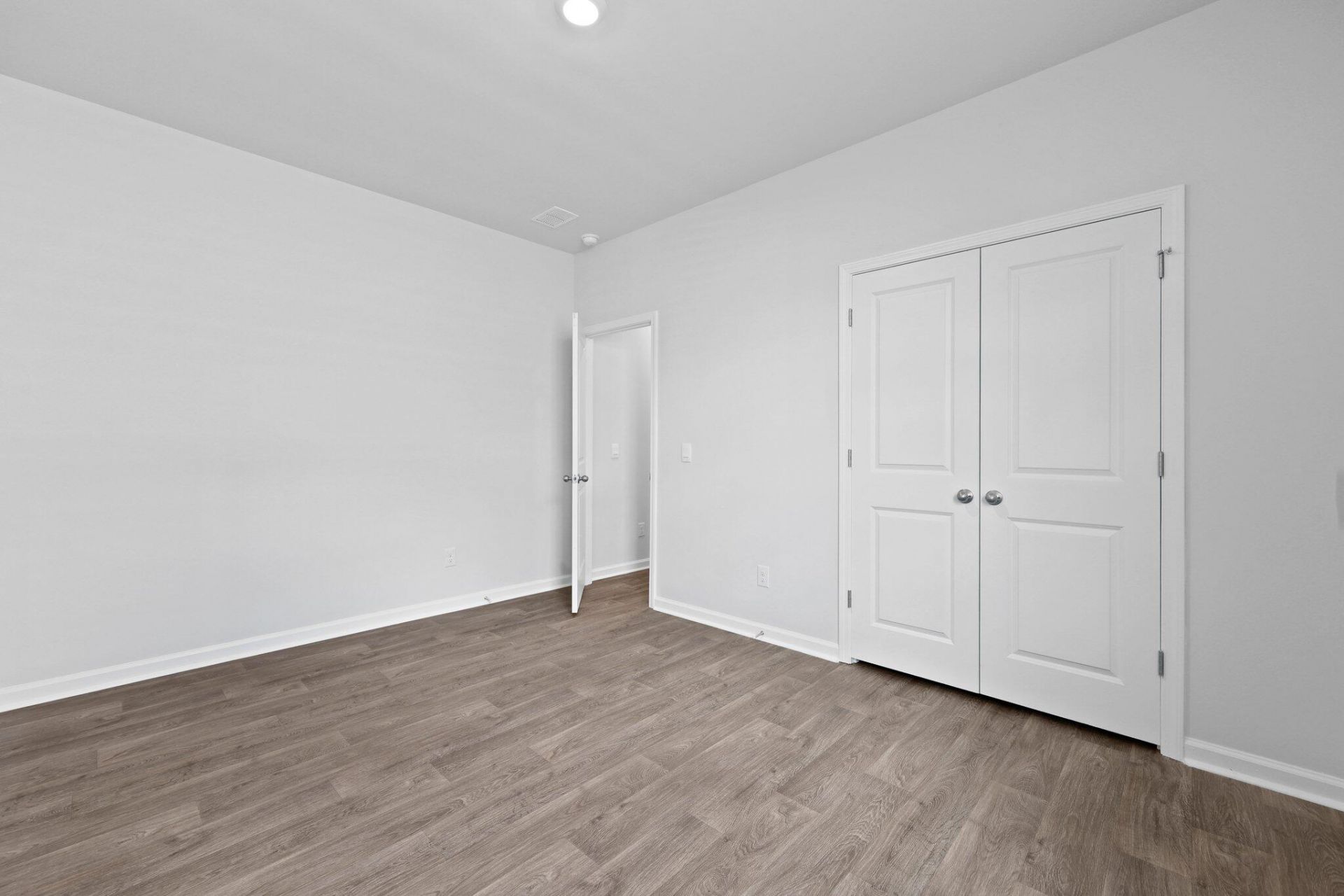 425 Broad Elm Way Photo 23