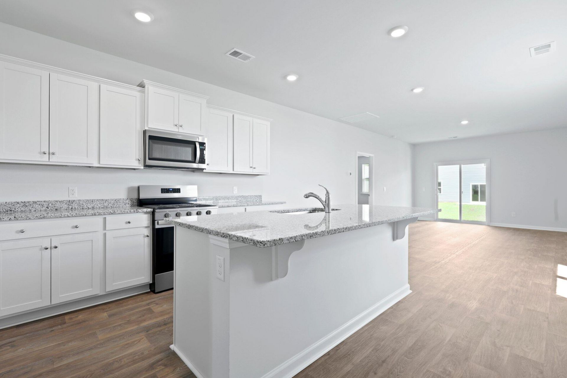 425 Broad Elm Way Photo 4