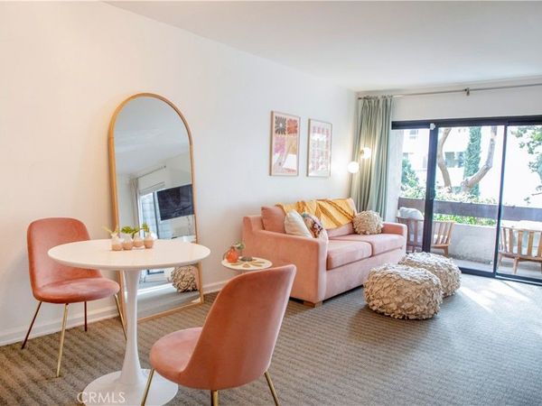 950 N Kings Road, Unit 168, West Hollywood, CA 90069