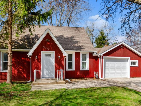 37252 N Parma Avenue , Lake Villa, IL 60046