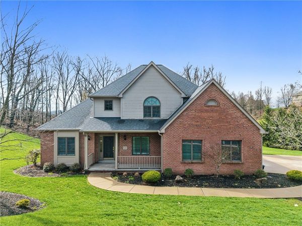 535 Dorchester Dr., Seven Fields, PA 16046