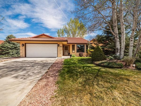 155 W Glenrose Dr, Pueblo West, CO 81007