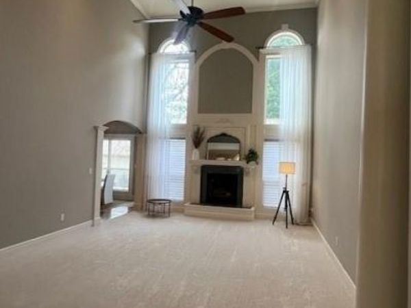 9708 Walnut Woods Drive, Kansas City, MO 64139