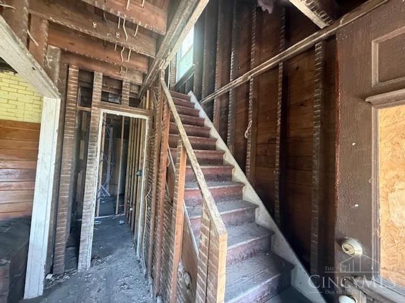 326 Purcell Avenue, Cincinnati, OH 45205 Photo 5