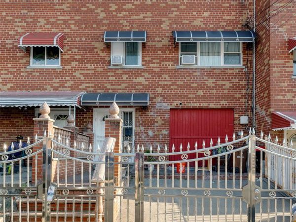 710 Saint Ouen Street , Bronx, NY 10470
