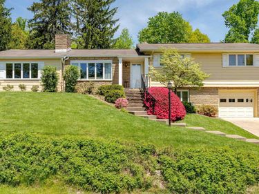 1348 Anderson Avenue, Morgantown, WV 26505