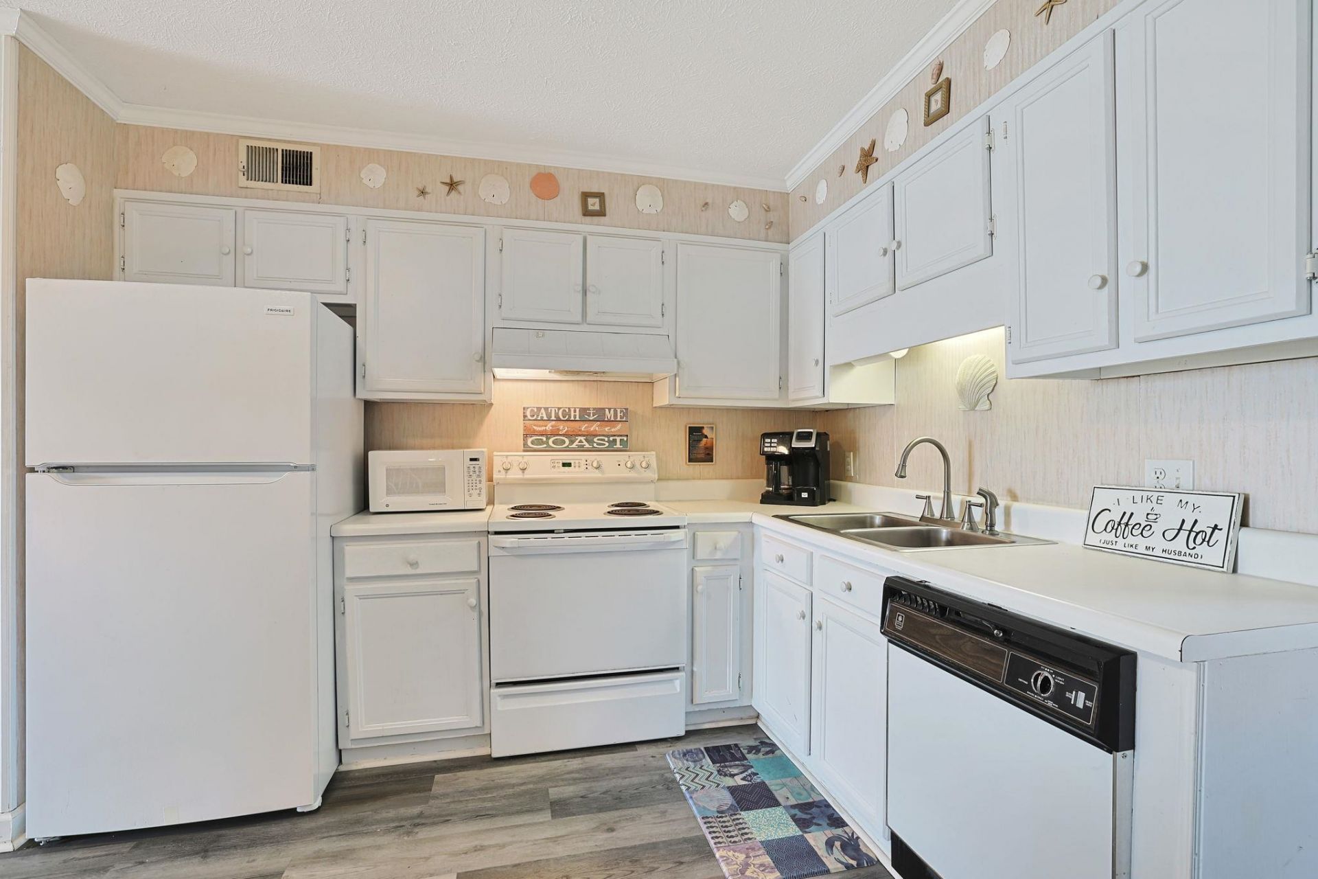 4003 N Ocean Blvd. Photo 10