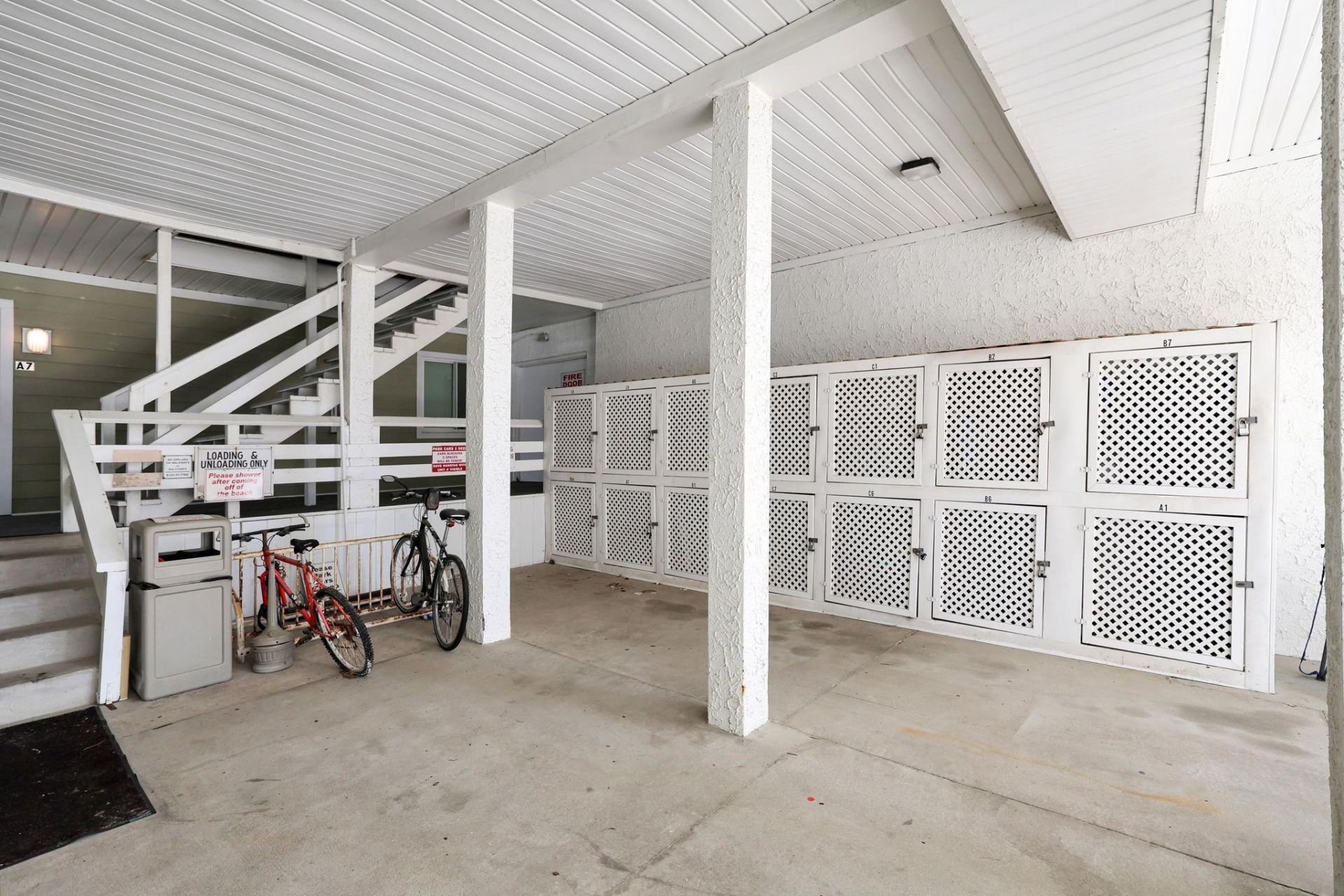 4003 N Ocean Blvd. Photo 25