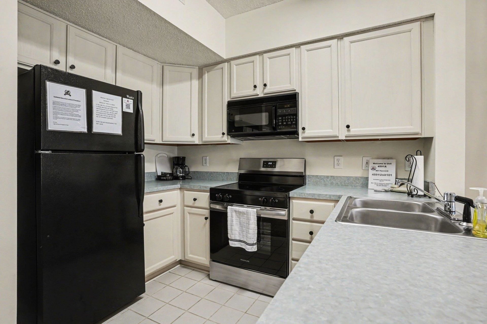 4591 Girvan Dr. Photo 12