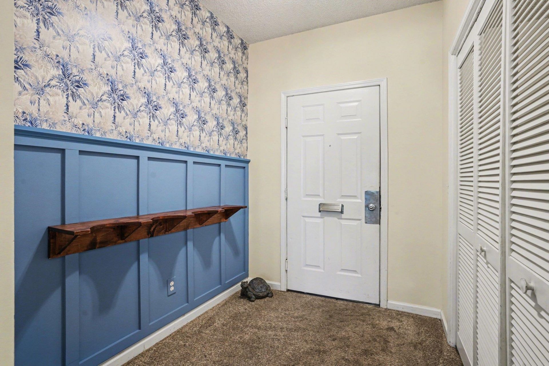 4591 Girvan Dr. Photo 15