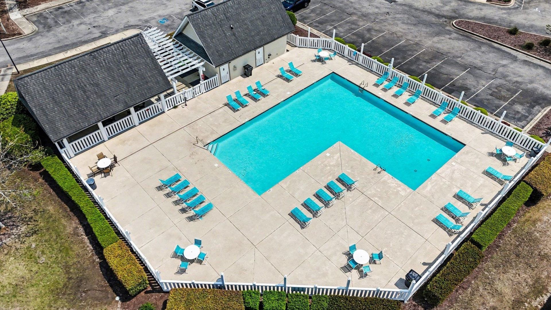 4591 Girvan Dr. Photo 30