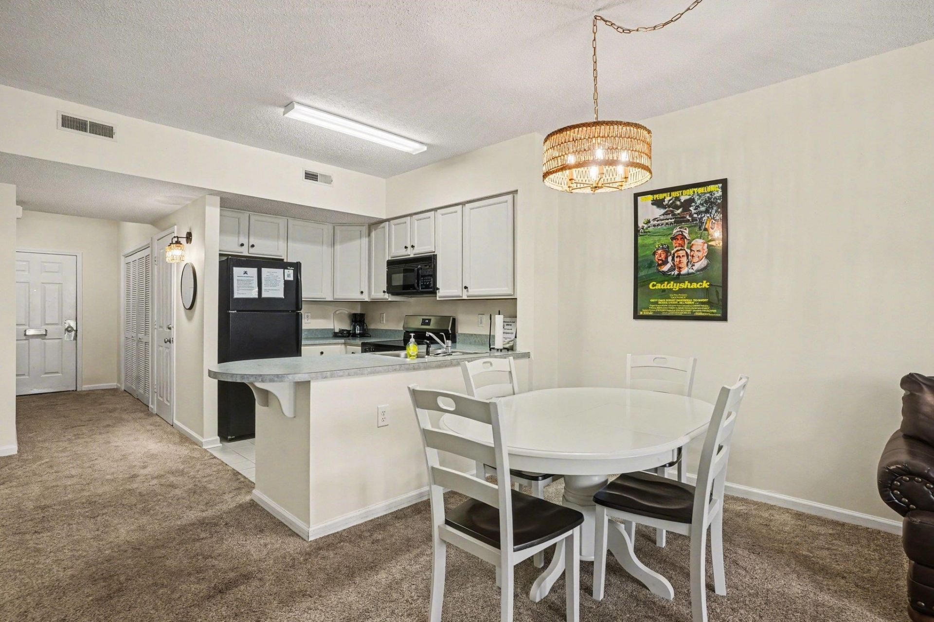 4591 Girvan Dr. Photo 8