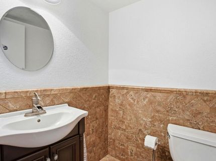 8932 Shady Vista Ct, Elk Grove, CA 95624 Photo