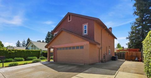 8932 Shady Vista Ct, Elk Grove, CA 95624 Photo