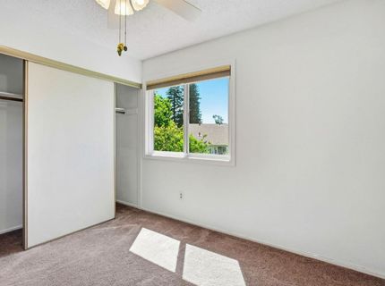 8932 Shady Vista Ct, Elk Grove, CA 95624 Photo