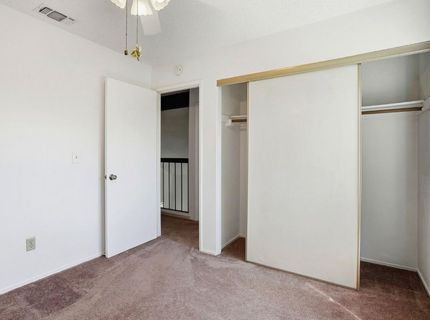 8932 Shady Vista Ct, Elk Grove, CA 95624 Photo