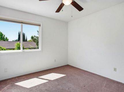 8932 Shady Vista Ct, Elk Grove, CA 95624 Photo