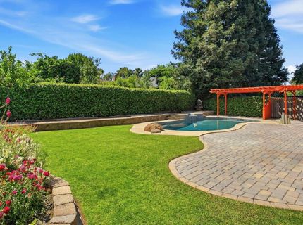 8932 Shady Vista Ct, Elk Grove, CA 95624 Photo