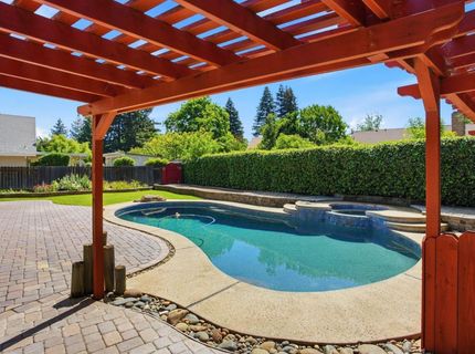 8932 Shady Vista Ct, Elk Grove, CA 95624 Photo