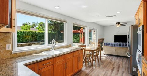 8932 Shady Vista Ct, Elk Grove, CA 95624 Photo