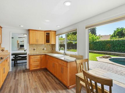 8932 Shady Vista Ct, Elk Grove, CA 95624 Photo